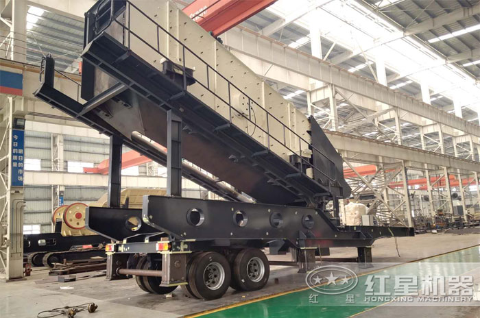 可移動振動篩沙機，半掛車車頭牽引隨時隨地流動作業(yè)